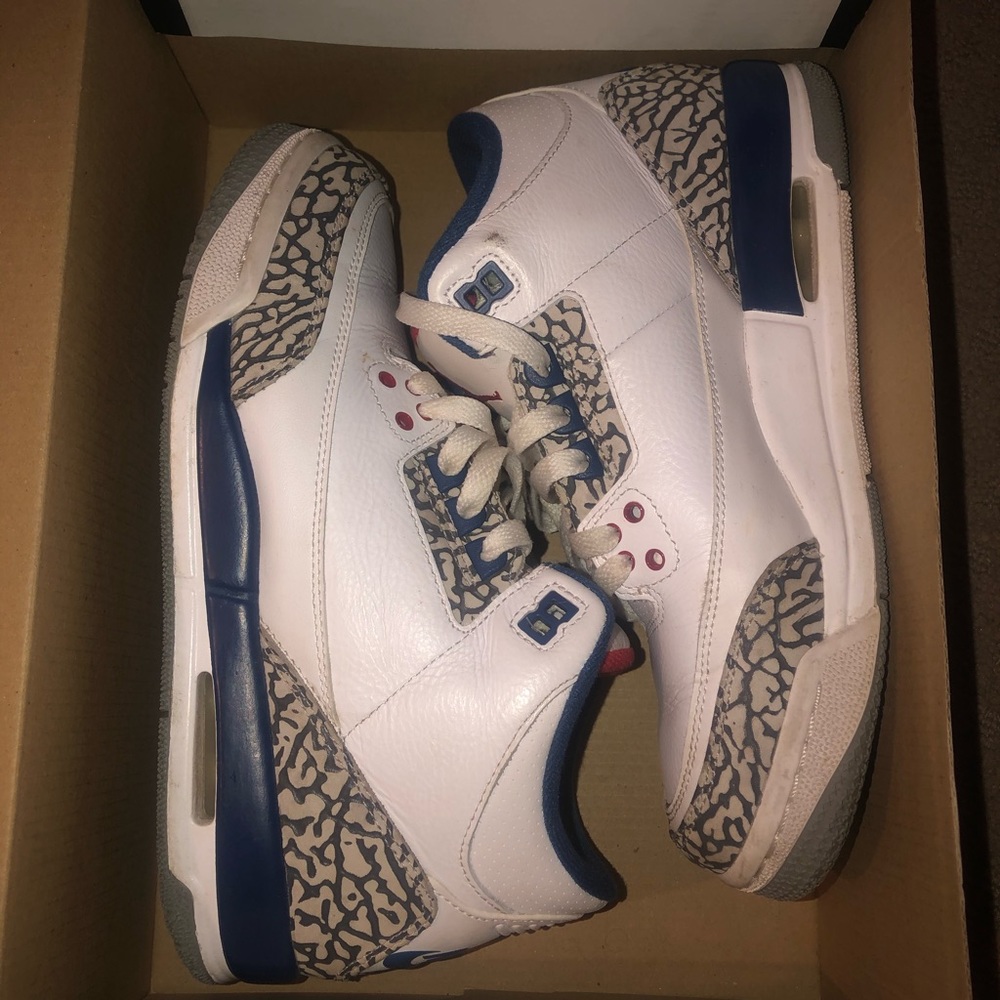 Retro true blue Jordan 3